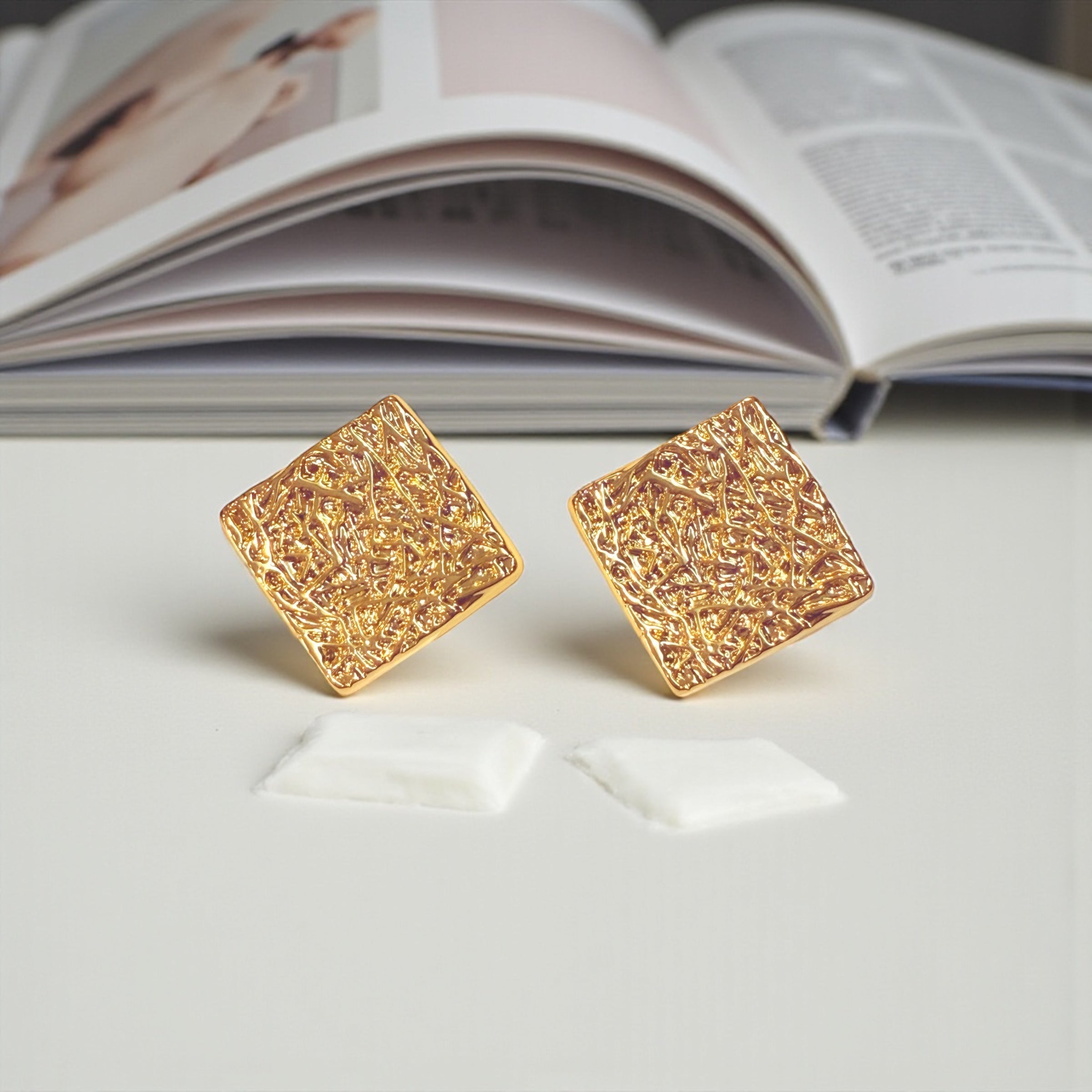 Soleia Studs